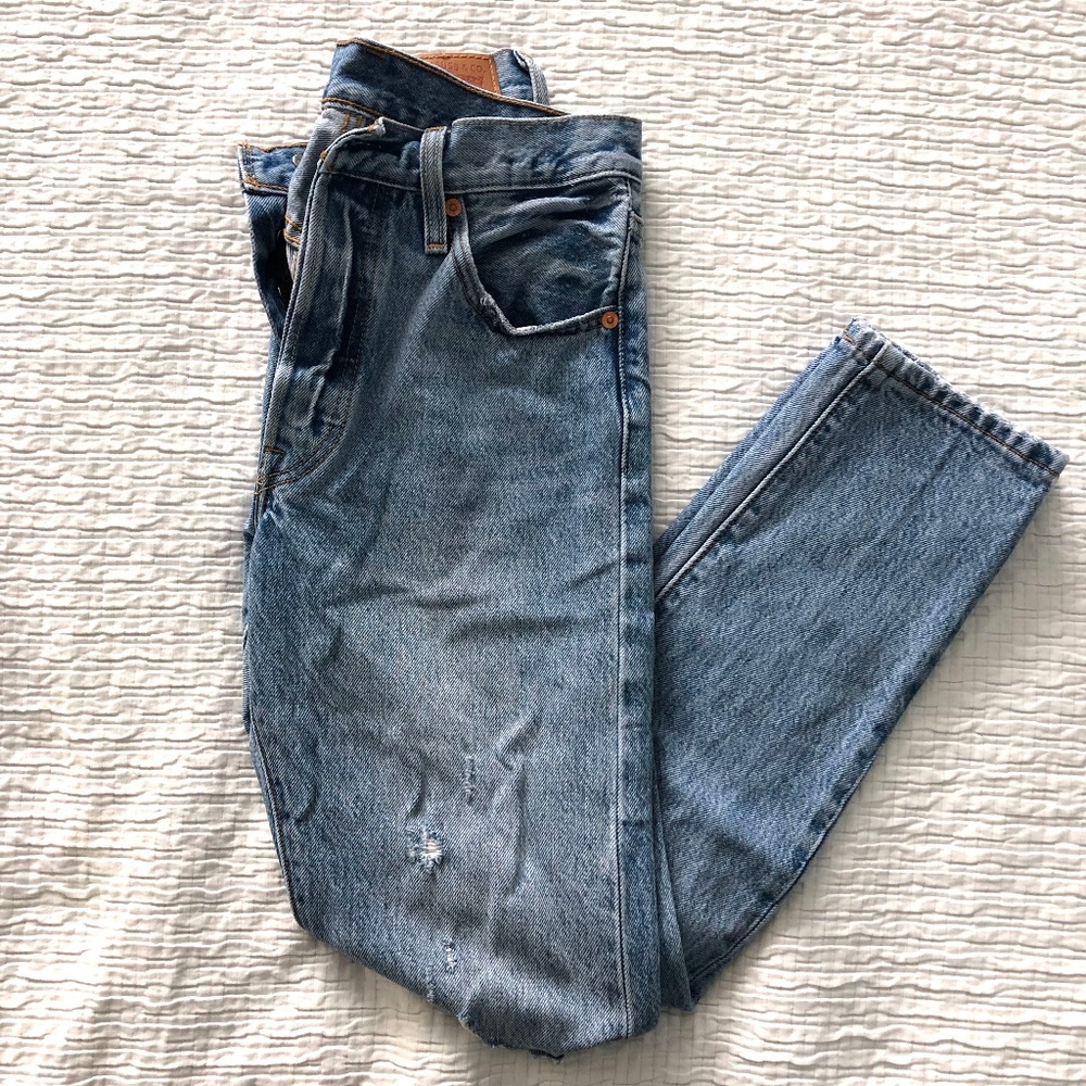 Levi's Ripped 501 Jeans